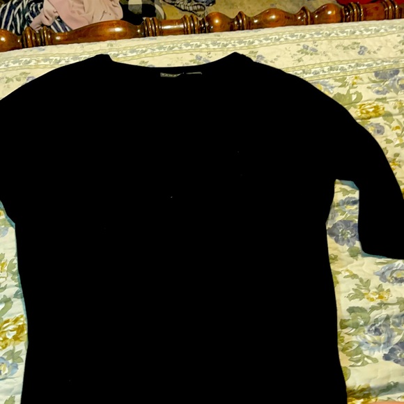 Top - Picture 1 of 1